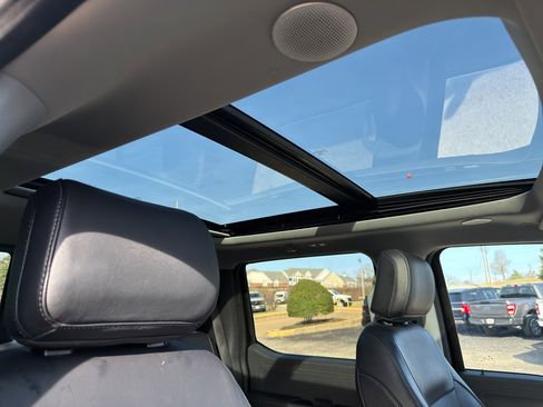 Used 2024 Ford F350 Lariat w/ Lariat Ultimate Package image 12