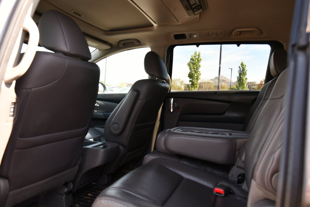 Used 2016 Honda Odyssey Touring Elite image 20