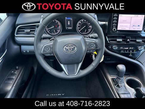 Used 2023 Toyota Camry SE FWD image 18