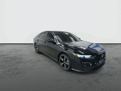 Used 2024 Honda Accord Sport image 6