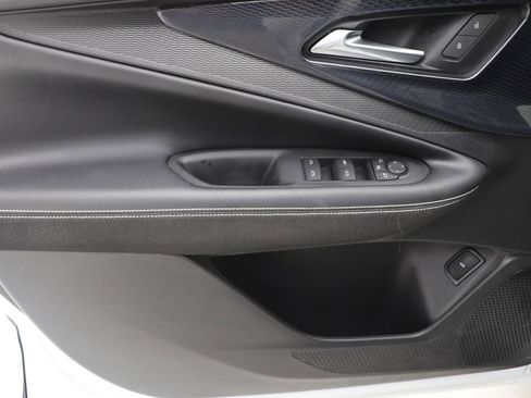 Used 2025 Chevrolet Blazer EV LT image 14