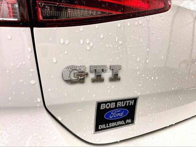Used 2017 Volkswagen GTI S FWD image 13