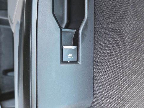 Used 2021 Ford F150 XL w/ Trailer Tow Package image 34