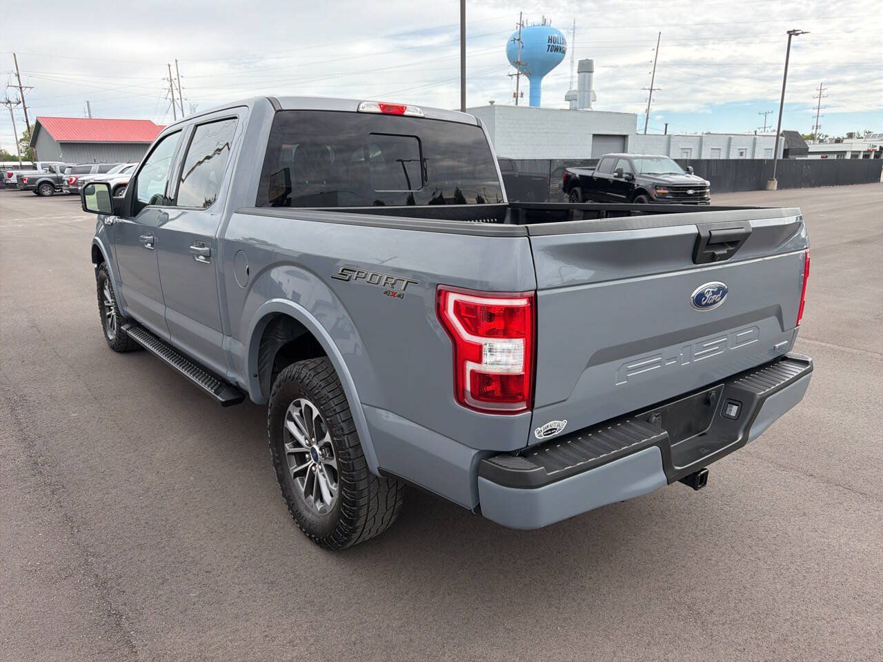 Used 2019 Ford F150 XLT w/ Equipment Group 302A Luxury AWD/4WD image 8