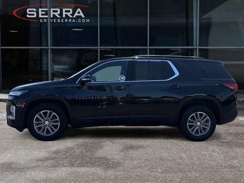 Used 2023 Chevrolet Traverse LT AWD/4WD image 2