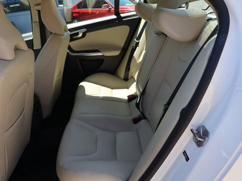 Used 2017 Volvo S60 T5 Dynamic FWD image 24