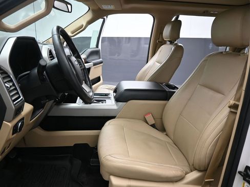 Used 2016 Ford F150 Lariat w/ Equipment Group 501A Mid image 9