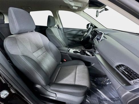 Certified 2026 Nissan Rogue SV w/ Cold Weather Package FWD image 27