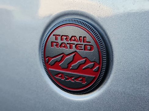 Used 2020 Jeep Gladiator Rubicon image 11