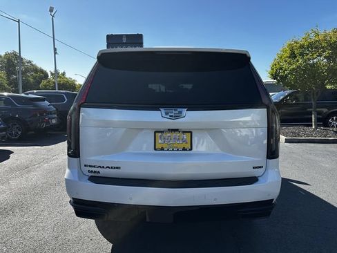 Used 2023 Cadillac Escalade Sport Platinum w/ LPO, ONYX Package AWD/4WD image 6