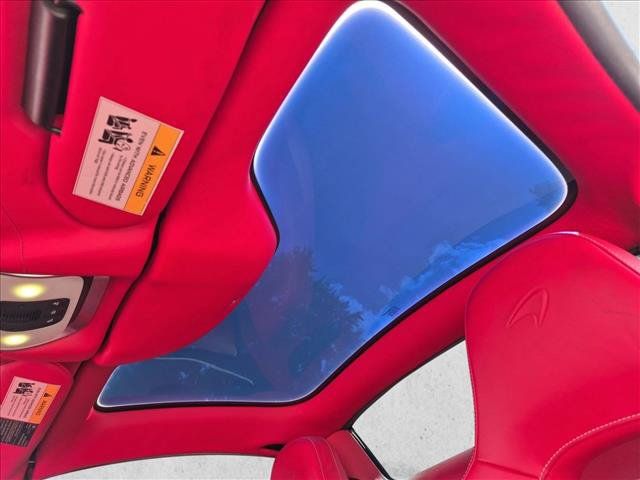 Used 2020 McLaren 720S Performance RWD image 15