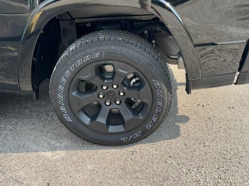 Used 2026 RAM 1500 Big Horn AWD/4WD image 8
