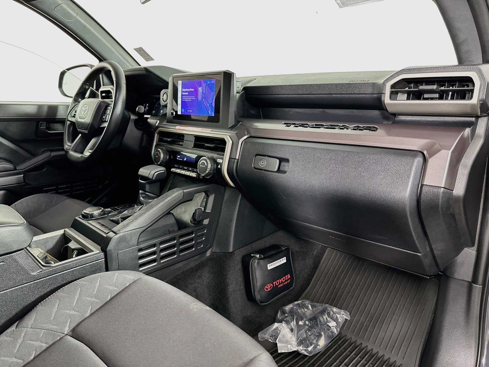 Certified 2026 Toyota Tacoma SR5 AWD/4WD image 27