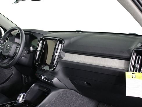 Certified 2026 Volvo XC40 B5 Ultra w/ Climate Package AWD/4WD image 22