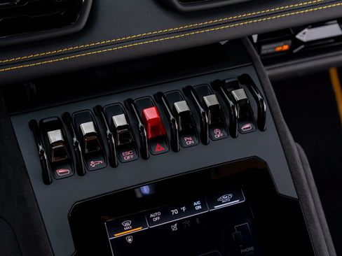 Used 2023 Lamborghini Huracan Tecnica RWD image 29