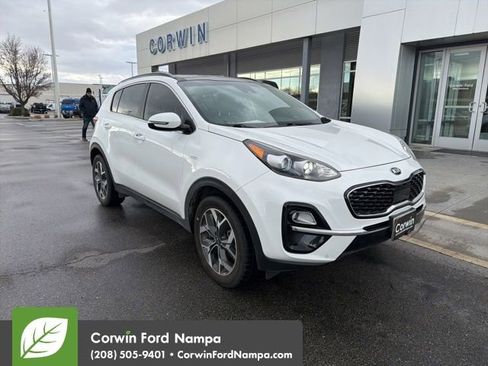 Used 2020 Kia Sportage EX w/ Option Group 15 image 2