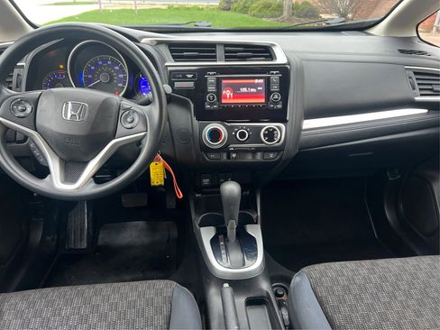 Used 2016 Honda Fit LX image 29