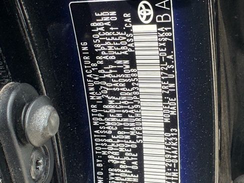 Used 2018 Toyota Corolla SE w/ Carpet Mat Package (TMS) FWD image 29
