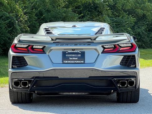 Used 2024 Chevrolet Corvette Stingray Preferred Cpe w/ Z51 Performance Package RWD image 9