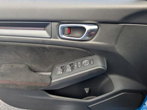 Used 2025 Honda Civic Type R image 41