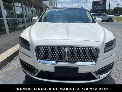 Used 2019 Lincoln Nautilus Select AWD/4WD image 9