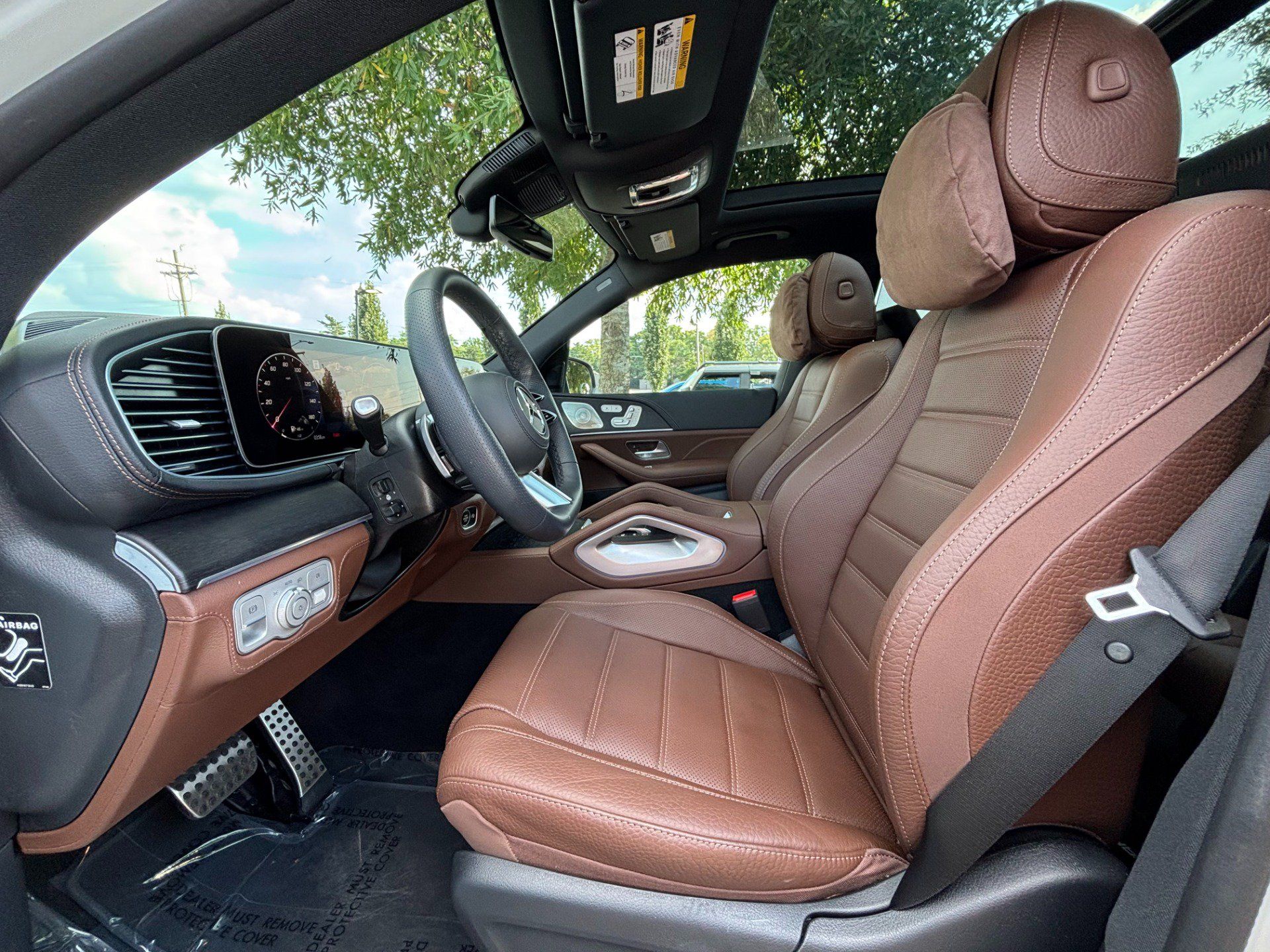 Used 2026 Mercedes-Benz GLS 580 4MATIC image 9