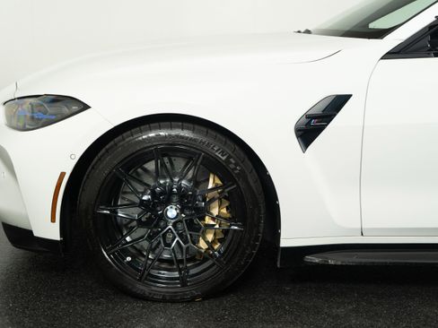 Used 2024 BMW M4 Competition image 19