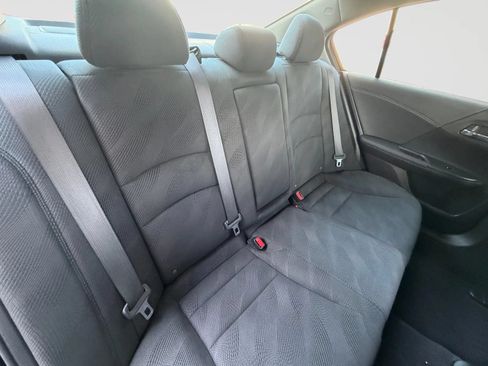 Used 2017 Honda Accord Hybrid Sedan image 18
