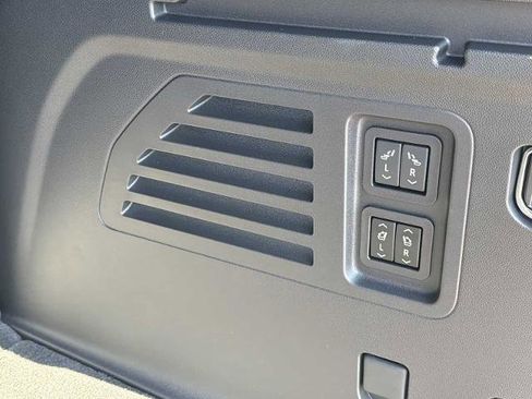 New 2026 Buick Enclave Avenir w/ Super Cruise Package image 34