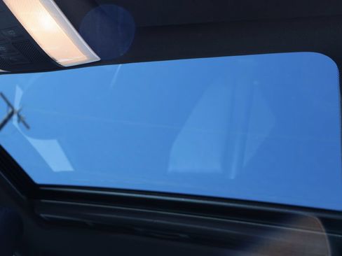 Used 2014 Mercedes-Benz C 250 Sedan image 39