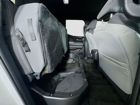Certified 2025 Toyota Tacoma TRD Sport AWD/4WD image 32