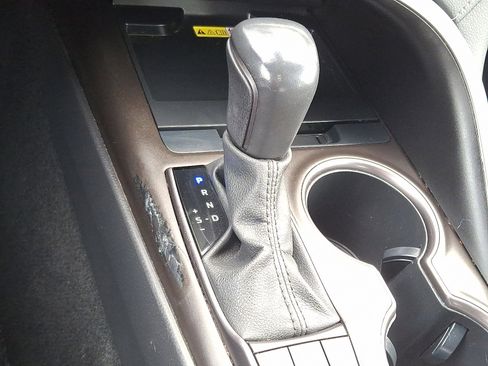 Used 2023 Toyota Camry XSE image 14