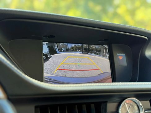 Used 2016 Lexus ES 350 ES 350 Sedan 4D image 11