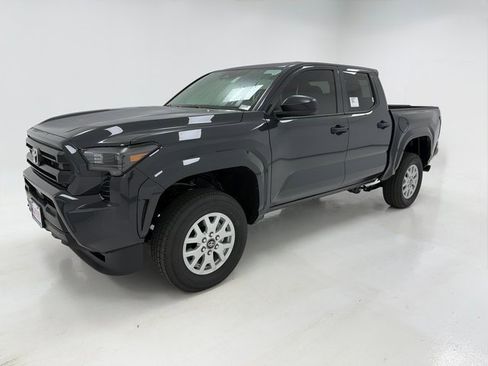 New 2026 Toyota Tacoma SR image 5