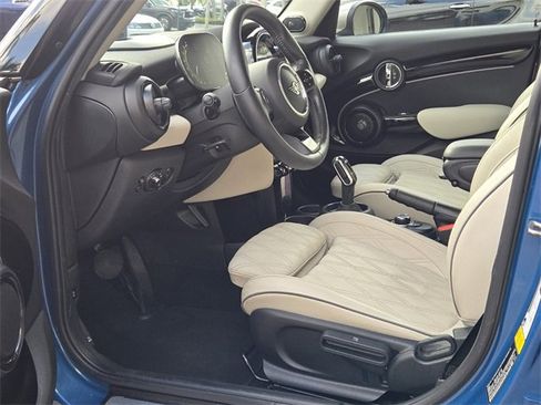 Used 2022 MINI Cooper S image 13