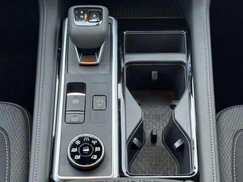 New 2026 Nissan Pathfinder SV image 14