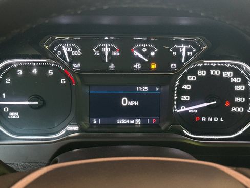 Used 2022 GMC Sierra 2500 SLE w/ X31 Off-Road Package AWD/4WD image 30