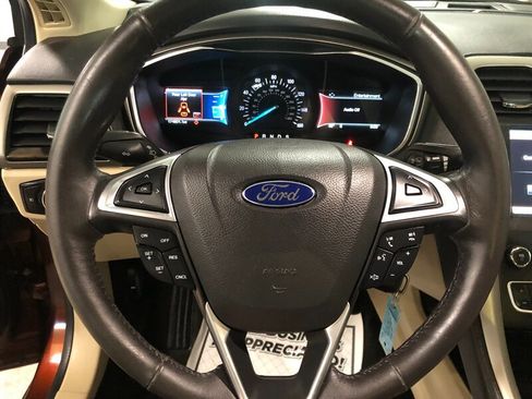 Used 2016 Ford Fusion SE w/ Equipment Group 202A image 9