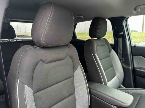 Used 2025 Chevrolet TrailBlazer LS w/ LS Convenience Package FWD image 25
