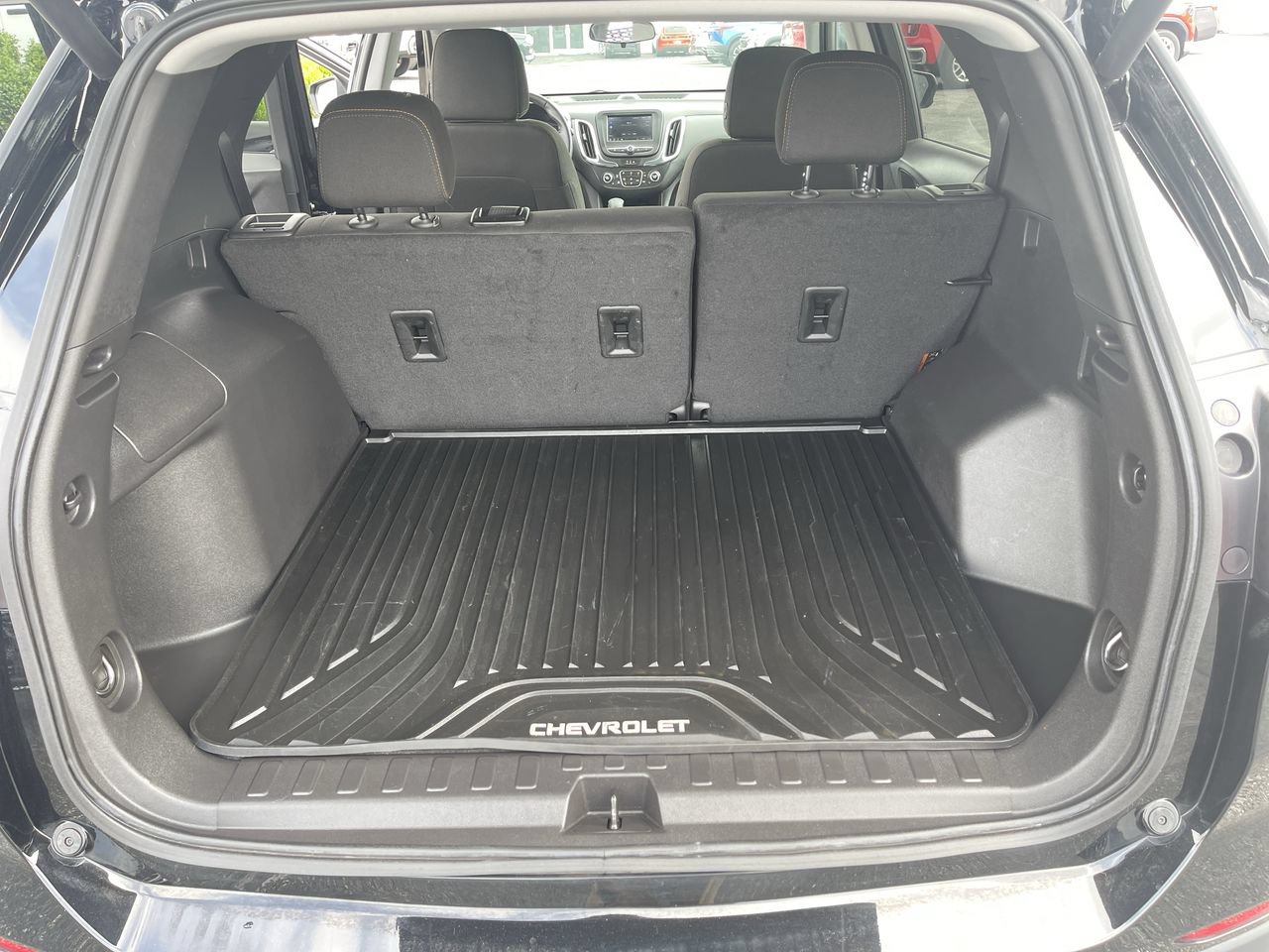 Used 2024 Chevrolet Equinox LT FWD image 24