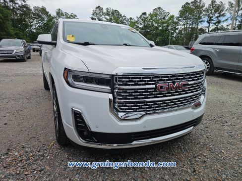 Used 2023 GMC Acadia Denali AWD/4WD image 3