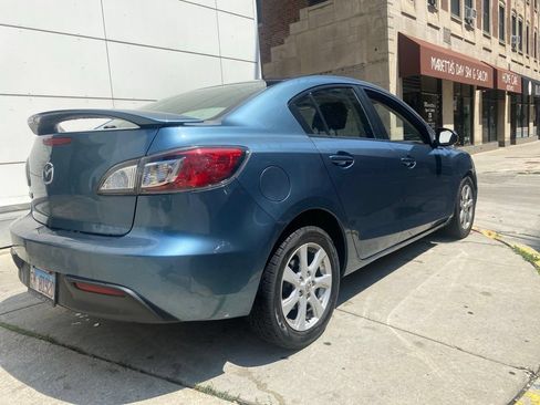 Used 2010 MAZDA MAZDA3 i Touring FWD image 17