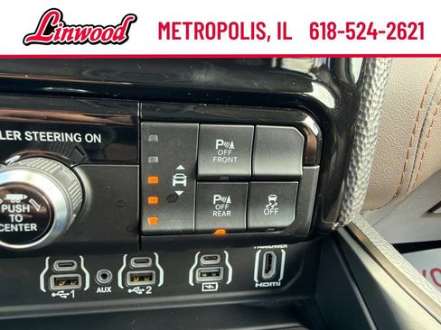 Used 2025 RAM 1500 Limited w/ Trailer Tow Group AWD/4WD image 33