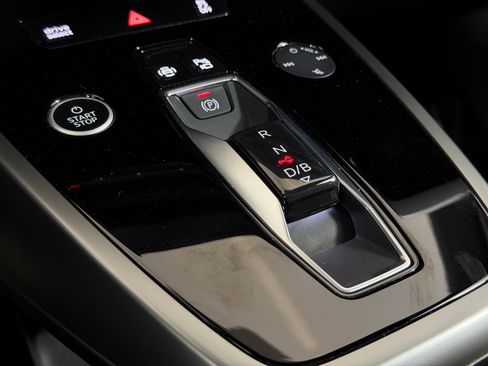 Used 2022 Audi Q4 e-tron Premium w/ Convenience Package image 17