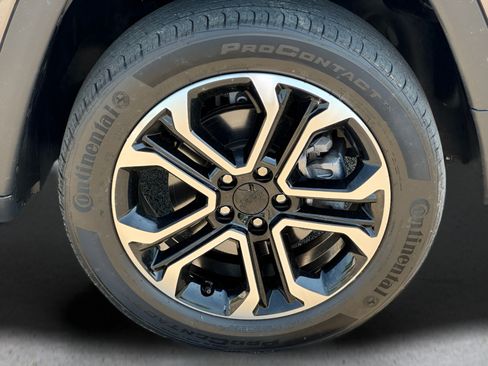 Used 2022 Jeep Compass Limited AWD/4WD image 32