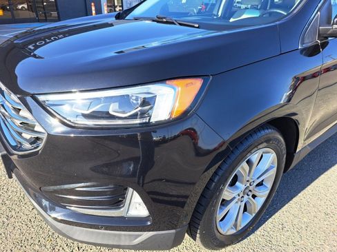 Used 2019 Ford Edge Titanium w/ Equipment Group 301A image 26