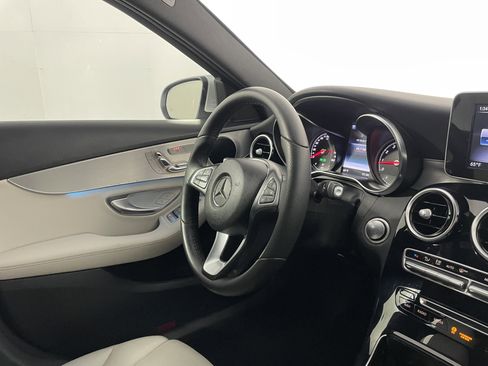 Used 2018 Mercedes-Benz C 300 Sedan image 10