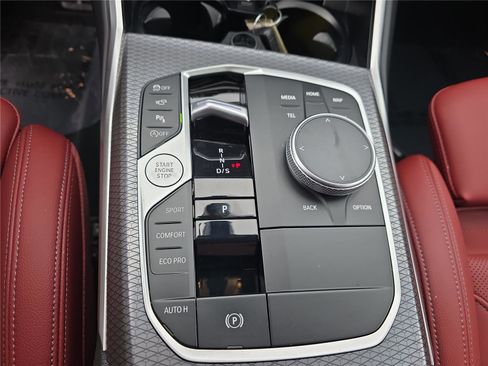 Used 2025 BMW 330i Sedan image 19