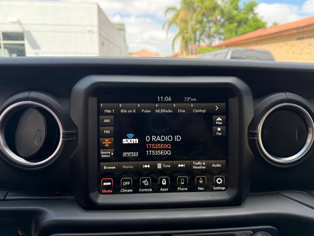 Used 2023 Jeep Wrangler Unlimited Sahara w/ Cold Weather Group AWD/4WD image 24