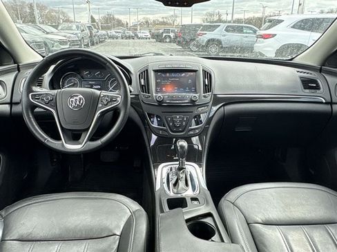 Used 2017 Buick Regal Premium image 19